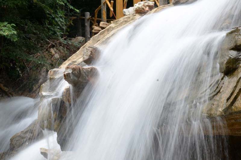 電鍋爐中對于水的標準